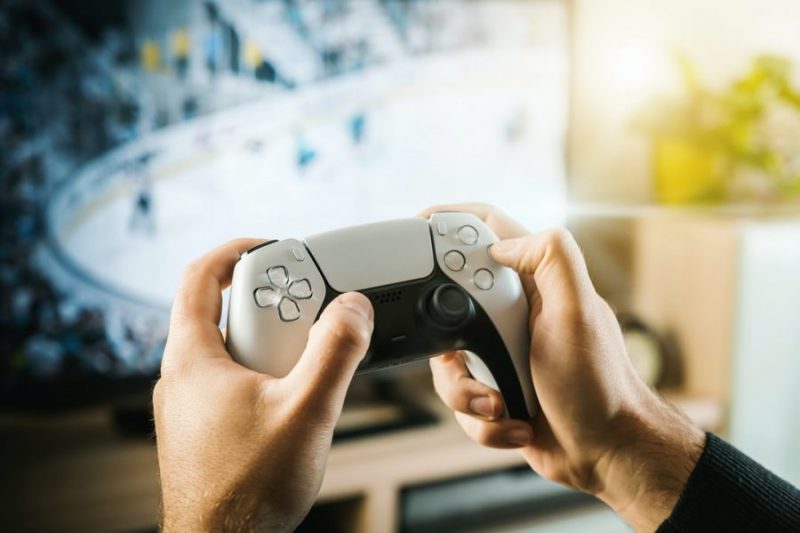 comment choisir-la-smart-tv-ideale-pour-jouer-aux-consoles-de-nouvelle-generation